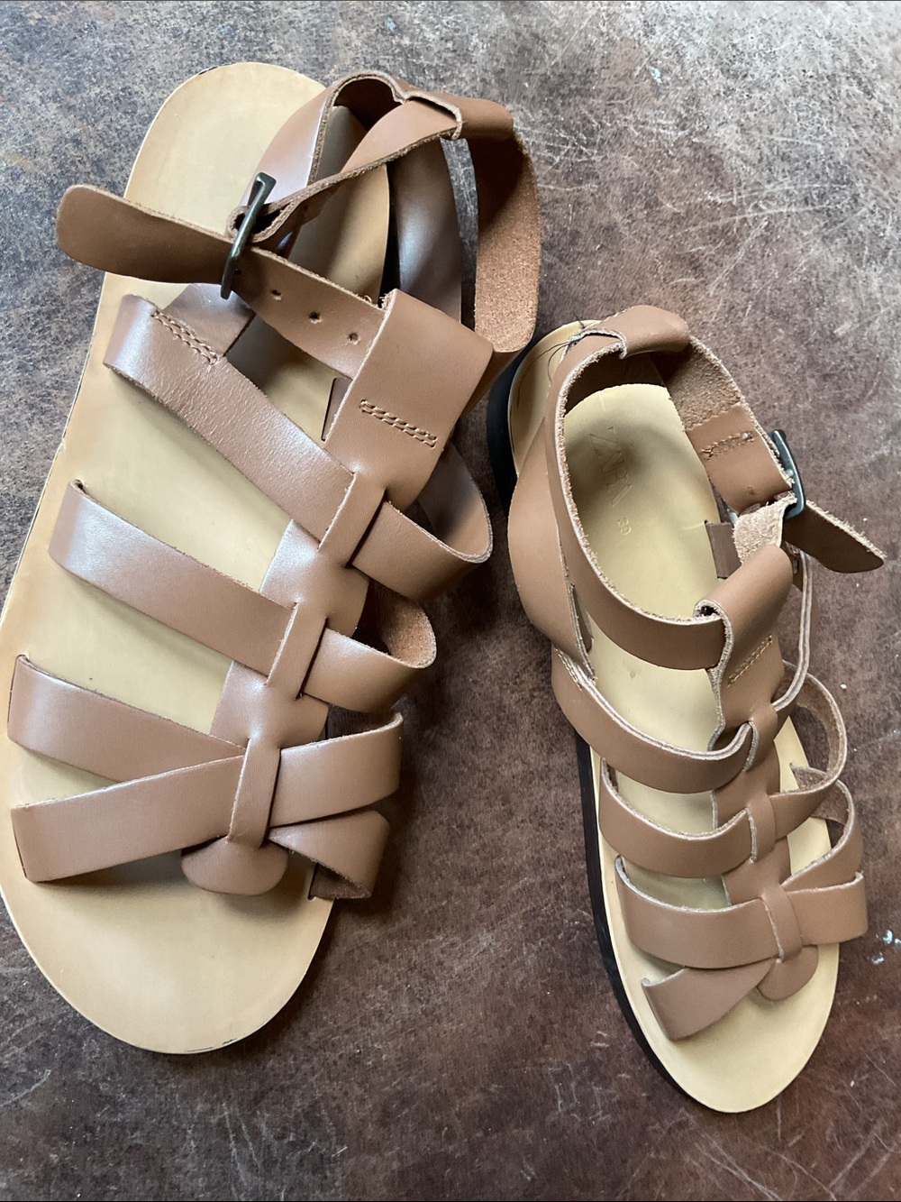 Zara Brown Genuine Leather Gladiator Fisherman Sandals EU 39 Fits 38
Beautiful